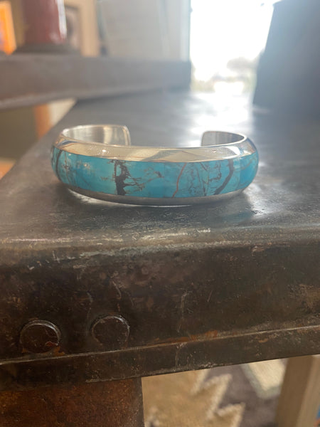 RW350 Turquoise cuff MED